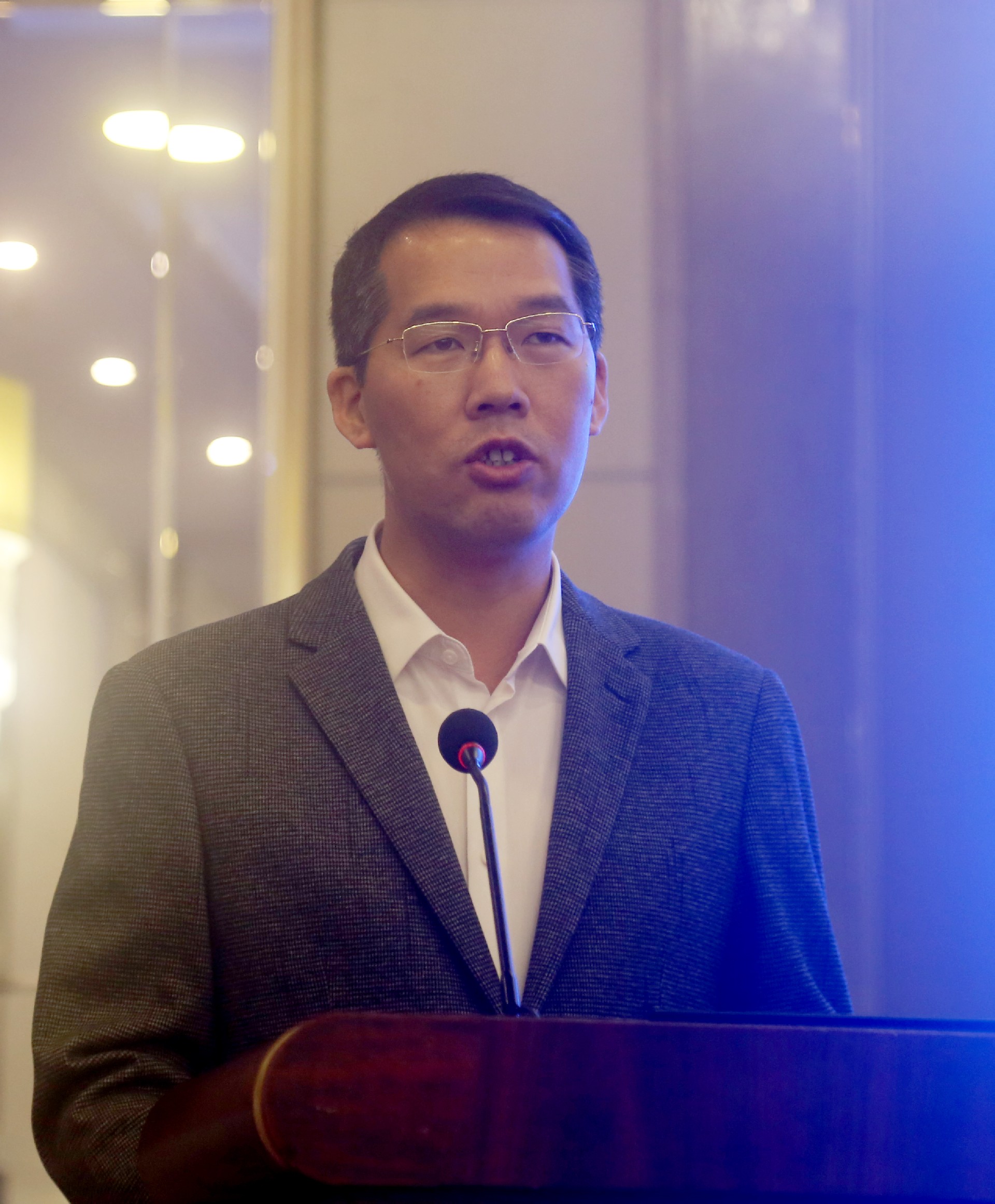 桂林市人民政府副市長(zhǎng)龍杏華開幕式上致辭  黃強(qiáng)攝.jpg